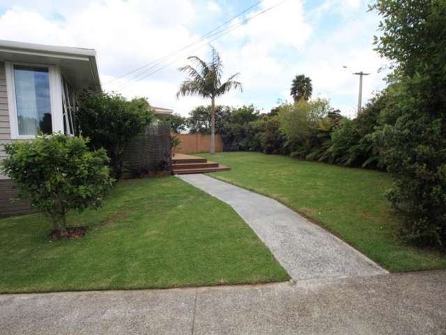 19 Koru Street Mangere Bridge_2