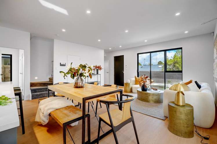 4B Goad Crescent Hillsborough_7