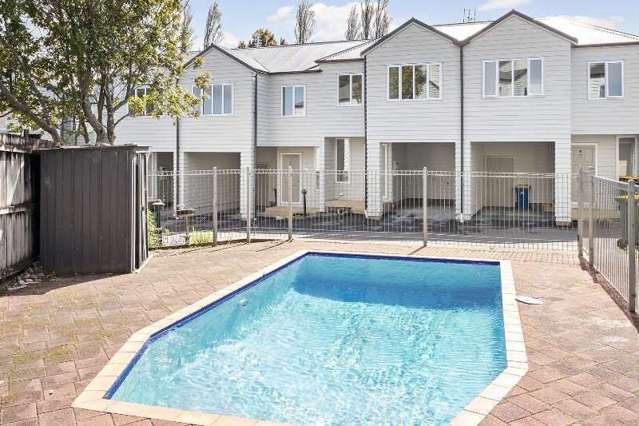 3 bedroom townhouse for rent