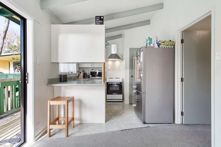 8 Wirihana Road Titirangi_12