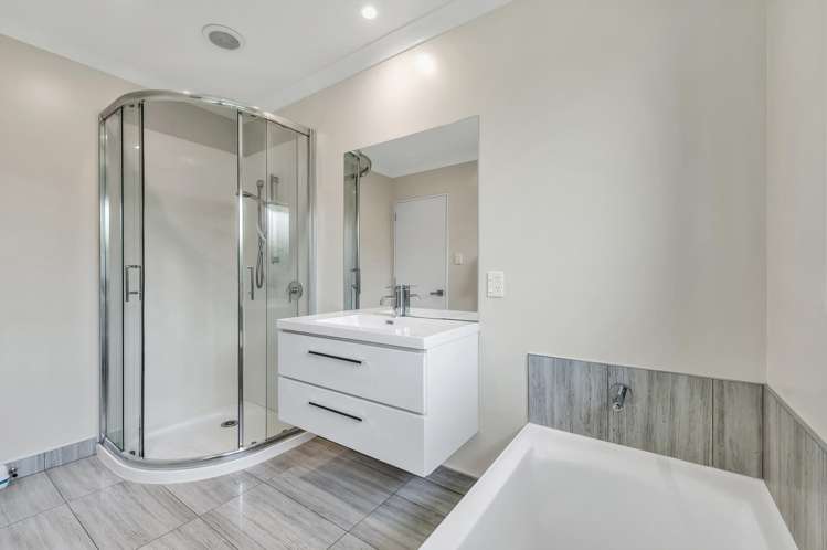 102 Tauhinu Avenue Lincoln_18