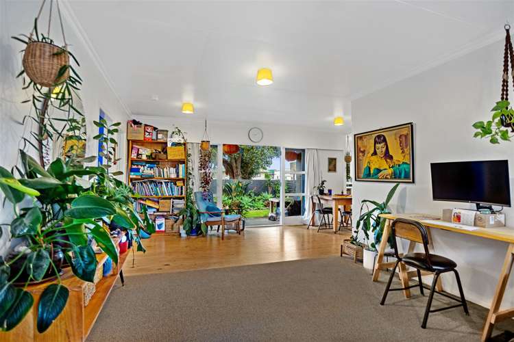 11 Roretana Drive Athenree_8