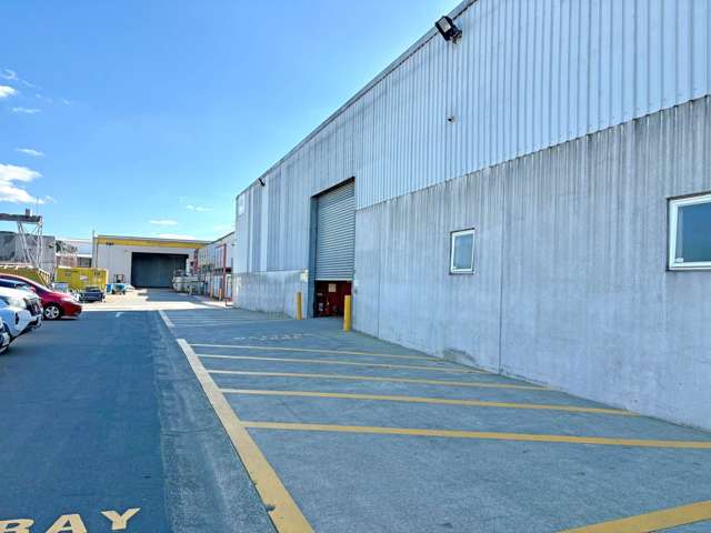 1,205M² HEAVY INDUSTRIAL UNIT FOR LEASE