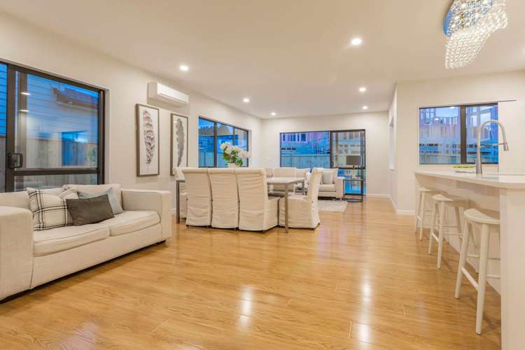 6 Barnesmore Road Flat Bush_12