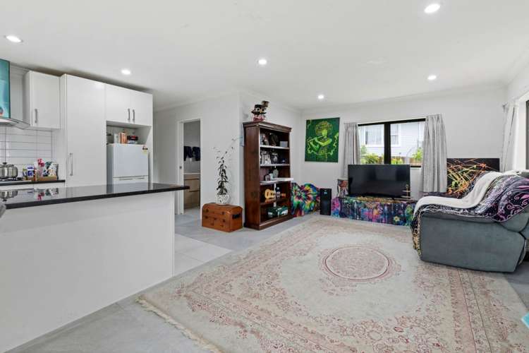 9 & 9A Malvina Place Bucklands Beach_12