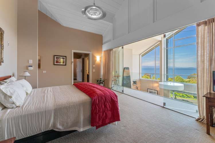 49 Whakamoenga Point Acacia Bay_32