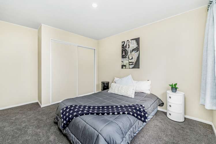 2/57 Cutts Road Russley_17