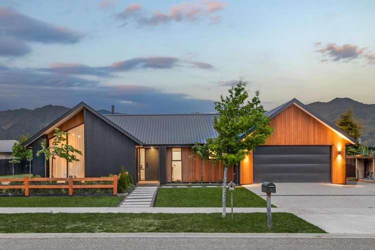 6 Sentinel Drive Lake Hawea_1