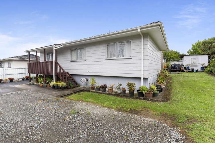 57 Te Irirangi Drive Clover Park_25