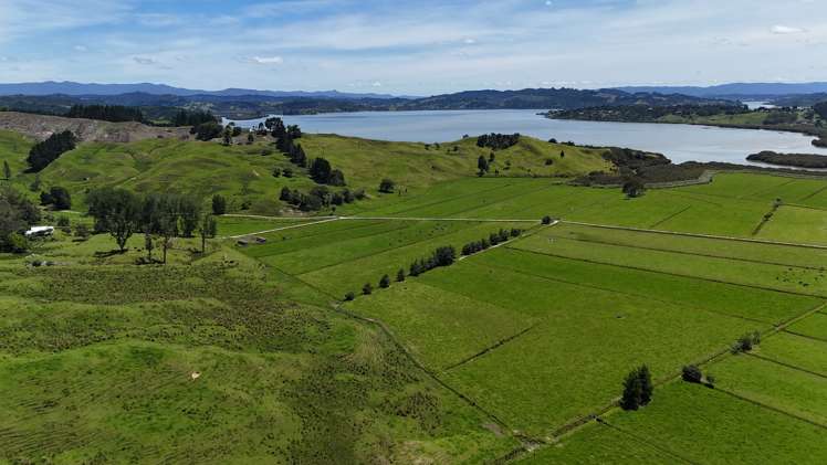 444 Wharekawa Road Oue_9