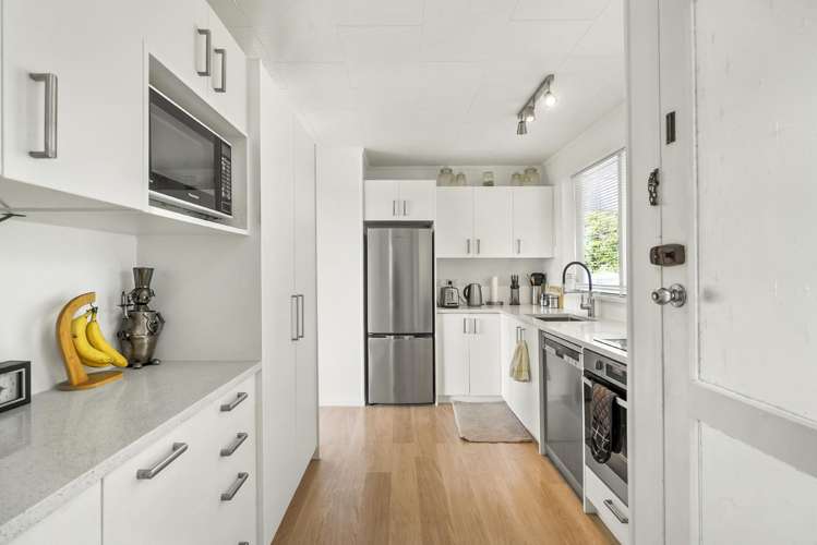 65 Top Road Dairy Flat_7