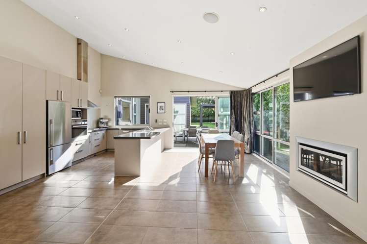 6 Baxendale Drive_1