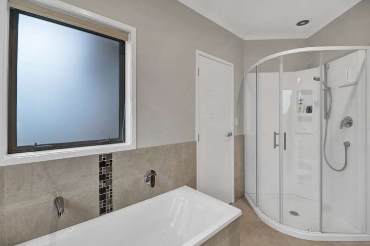 2 Manurau Crescent Merrilands_22