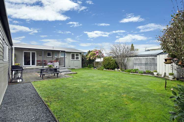 5 Devon Street Stoke_21