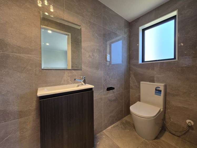 10D White Road Manurewa_13