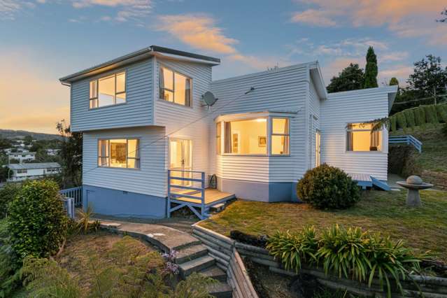 SUN SOAKED LIVING WITH ROOM TO GROW