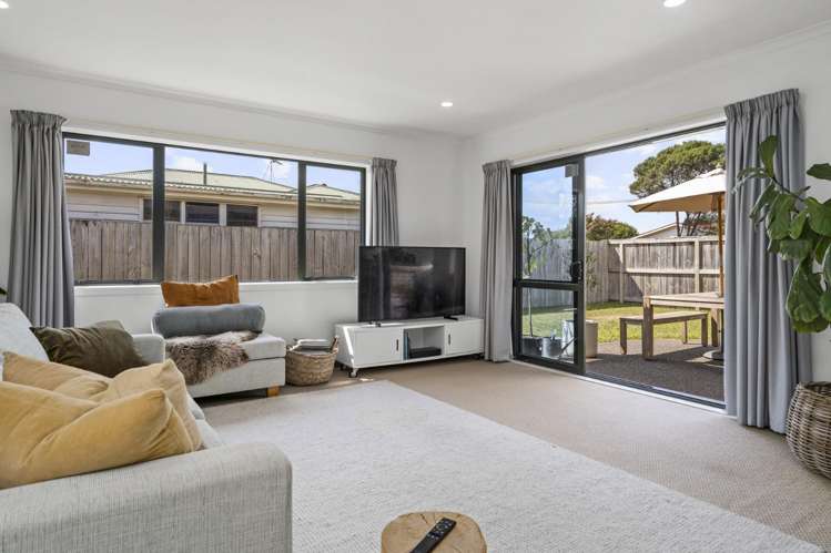 90A Grey Street 11373_7