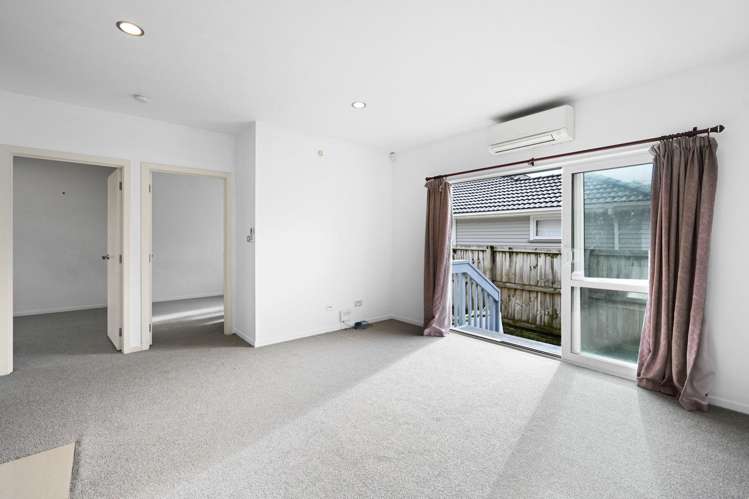 2/41 York Street Hamilton East_6