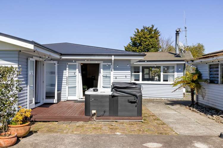 21 MacDonald Road Glenview_19