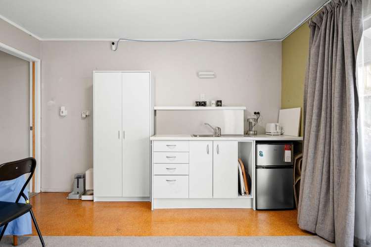 4 Tupelo Street Pukete_17