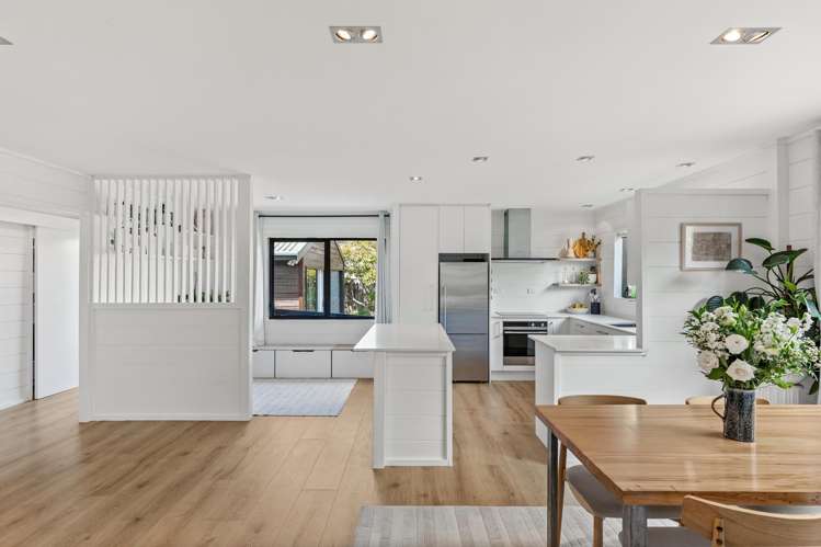 31 Crampton Court Orewa_8