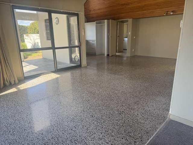 2200A State Highway 2 Pukehina_3