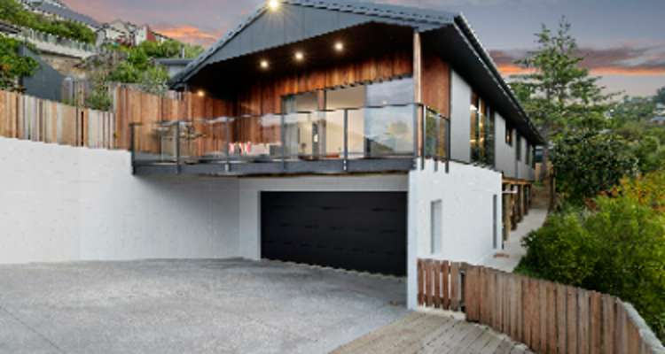 32 Soleares Avenue_0