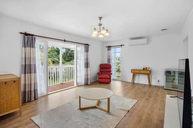 64 Ayton Drive Totara Vale_2