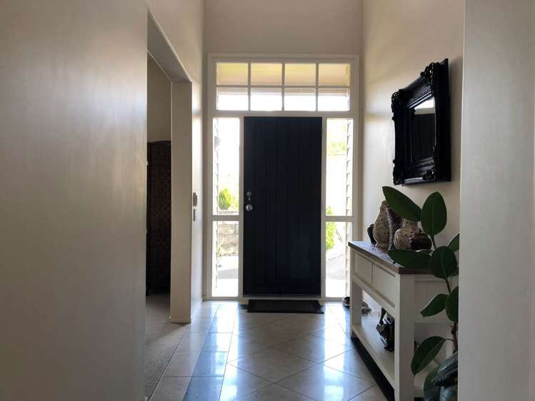 17 Amaretto Avenue Flat Bush_2