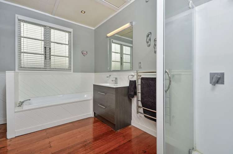 34 Ewen Alison Avenue Devonport_13