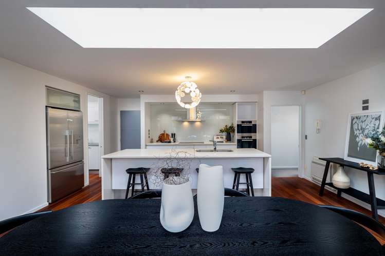 10 Hatton Court Northwood_30