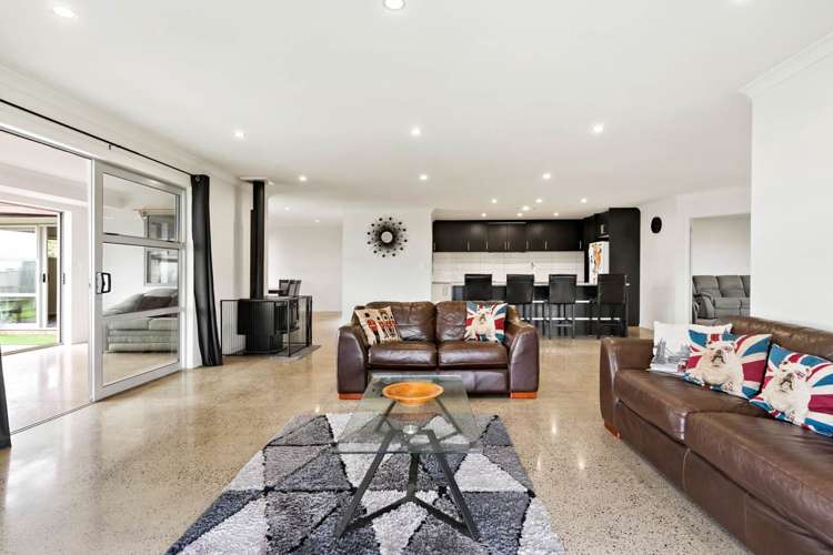 1096B Awhitu Road Waiuku_13