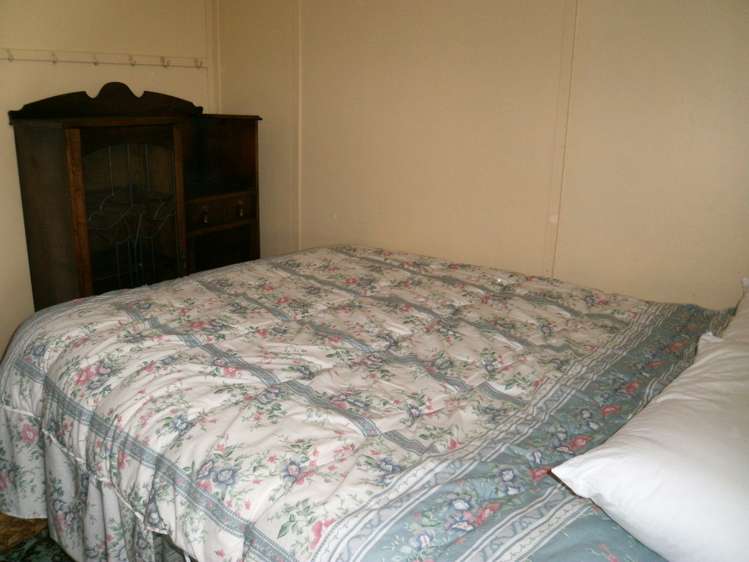 16 Selsea Street Kaka Point_14