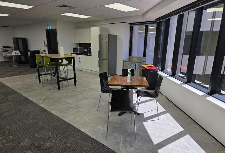 S2/110 Symonds Street Auckland Central_6