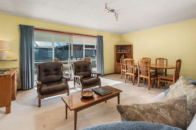 2/111A Rose Street Somerfield_7