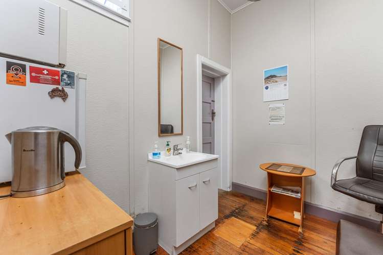 296 Broadway Marton_12