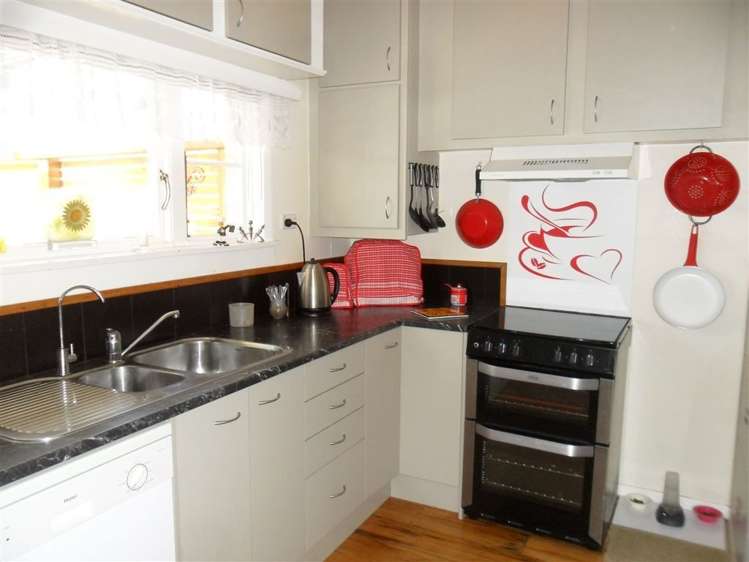 3 Barclay Avenue Te Aroha_8