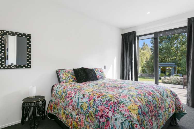 180 Mapara Road Acacia Bay_13