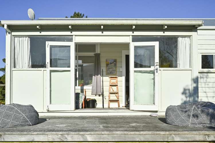 11 YMCA Road Māhia_9