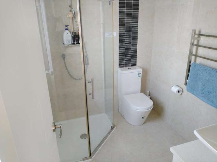 8 Beltany Drive Flat Bush_14