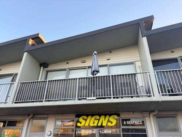 Apartment on Parton