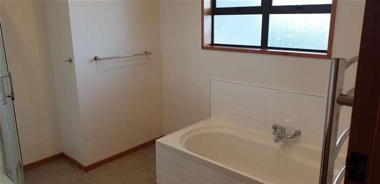 144 Capell Avenue Lake Hawea_16