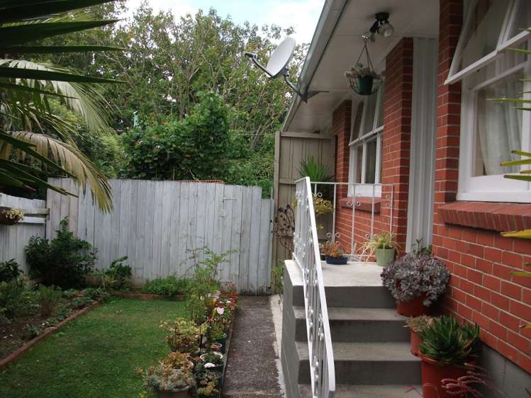 5 Bloomfield Place Epsom_13