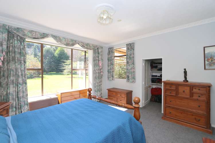 81 Erskine Road Otatara_24