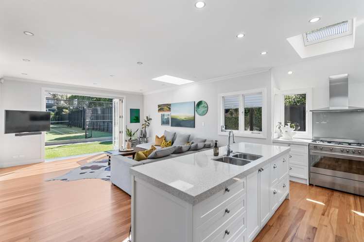 16 Golf Road Epsom_10