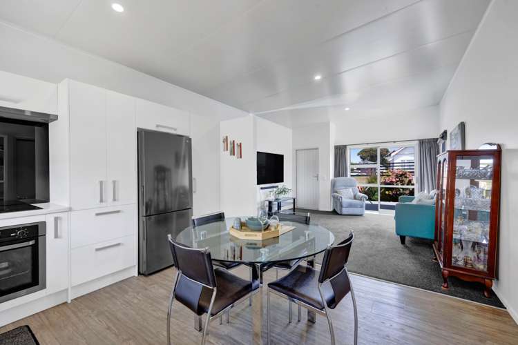 70 Argyle Street Hawera_9