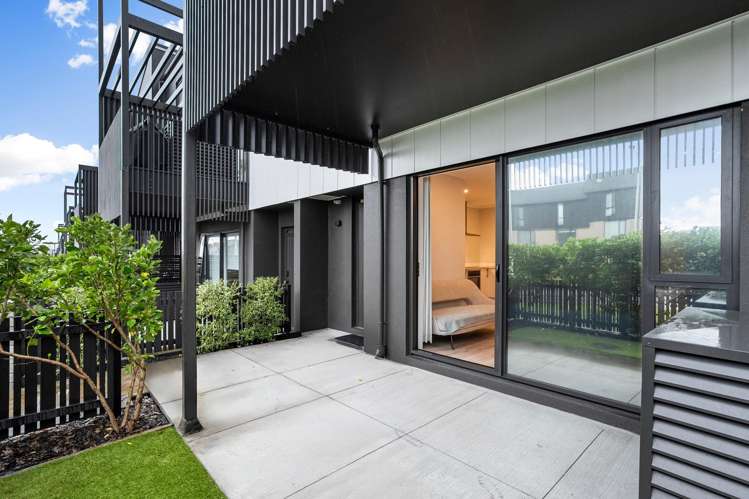 1/71 Hobsonville Point Road Hobsonville_2