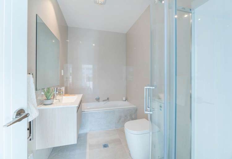 27 Sunshine Boulevard 1793_10