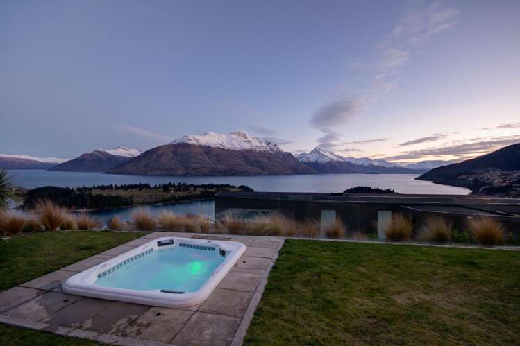 9 Manchester Place Queenstown_24