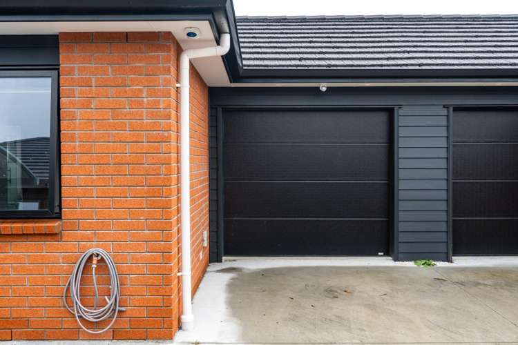 2/10 Norman Street Nawton_12